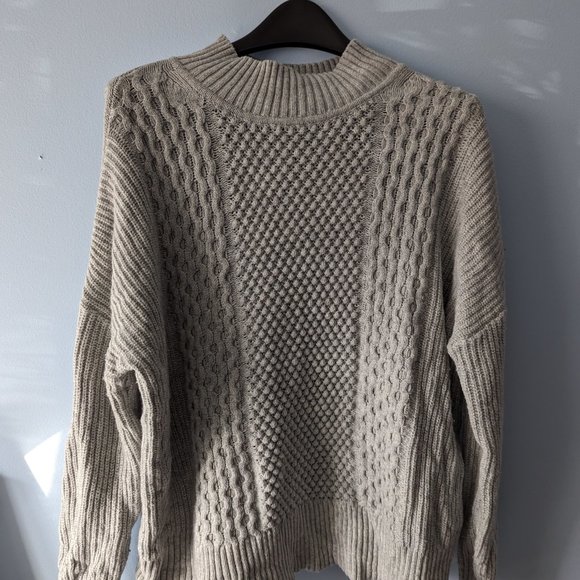 Grey Gap sweater - women - oversized look - size small - Picture 1 of 5
